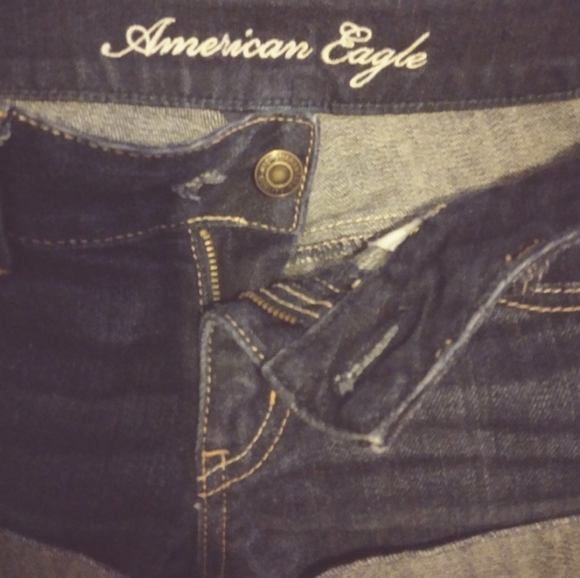 American Eagle blue denim shorts size 2 - Picture 2 of 4